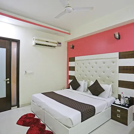Hotel Star Inn - Delhi Airport, Mahipalpur, Aerocity